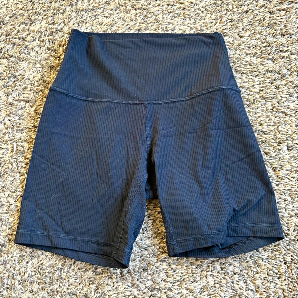 Lululemon Align High-Rise Ribbed Short 6" Black size 4
